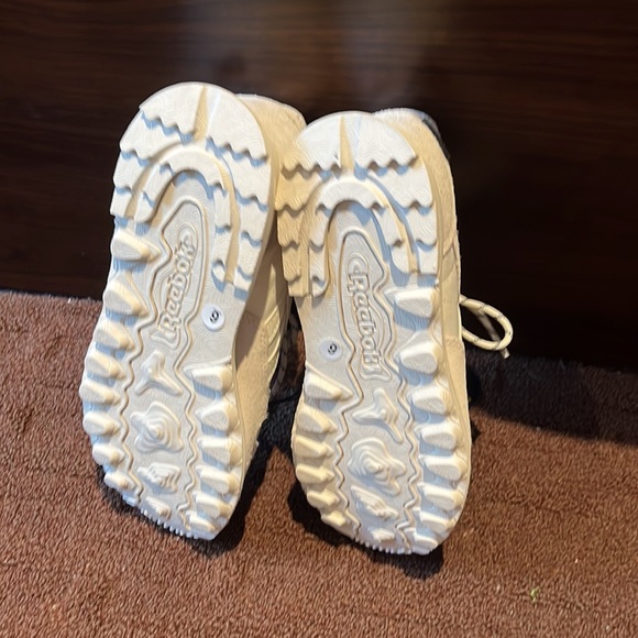 Reebok brand new running shoes - Picture 4 of 9